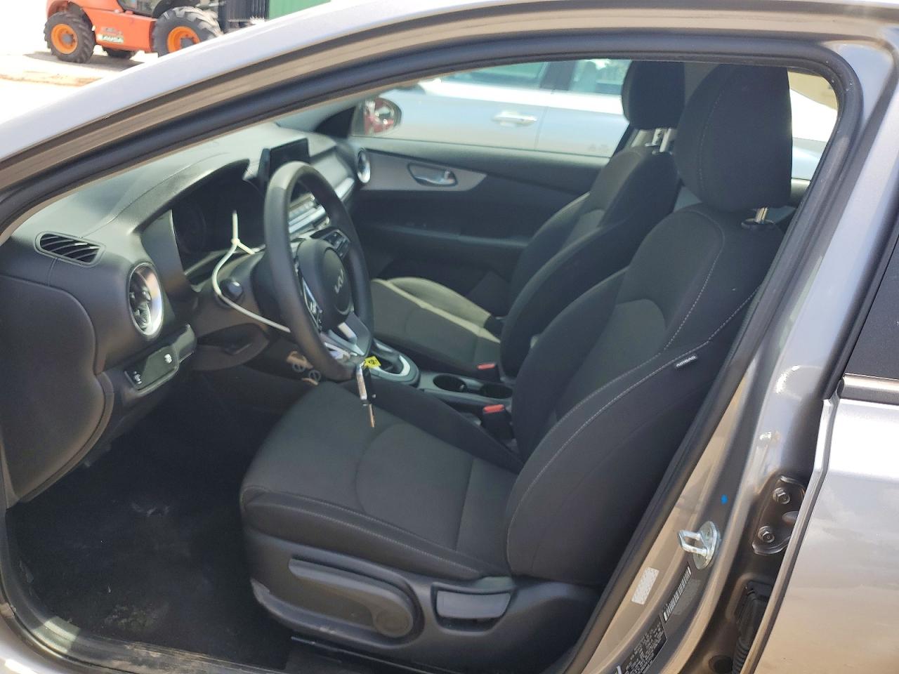 2023 KIA FORTE