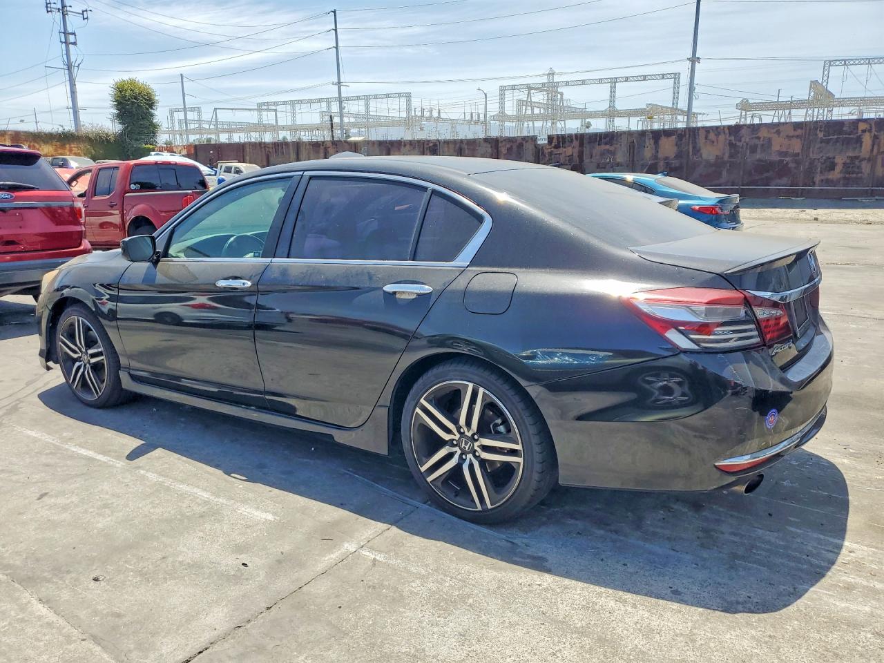 2017 HONDA ACCORD