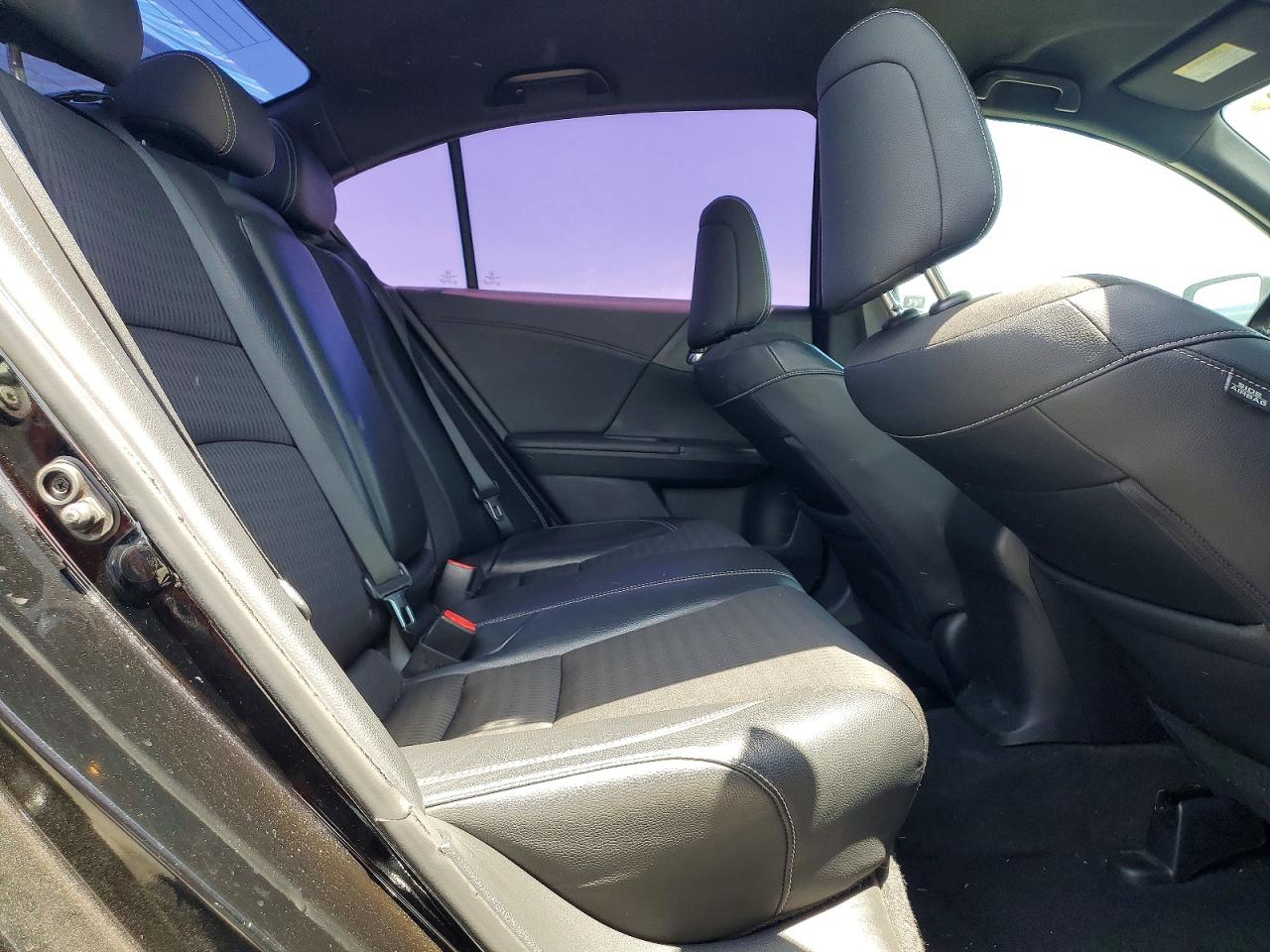 2017 HONDA ACCORD