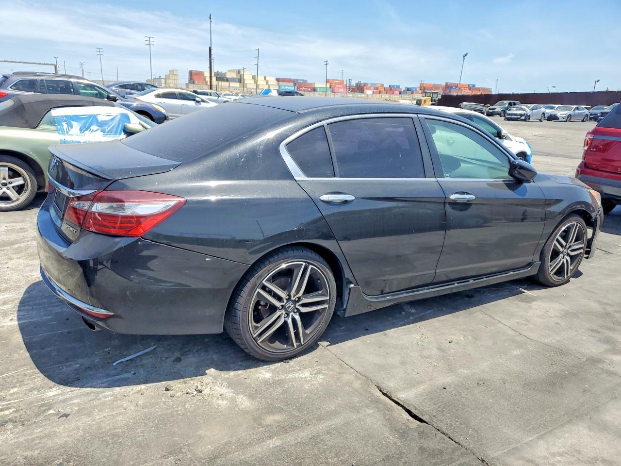 2017 HONDA ACCORD