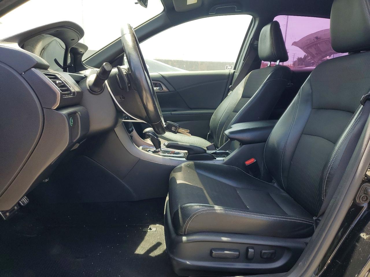 2017 HONDA ACCORD