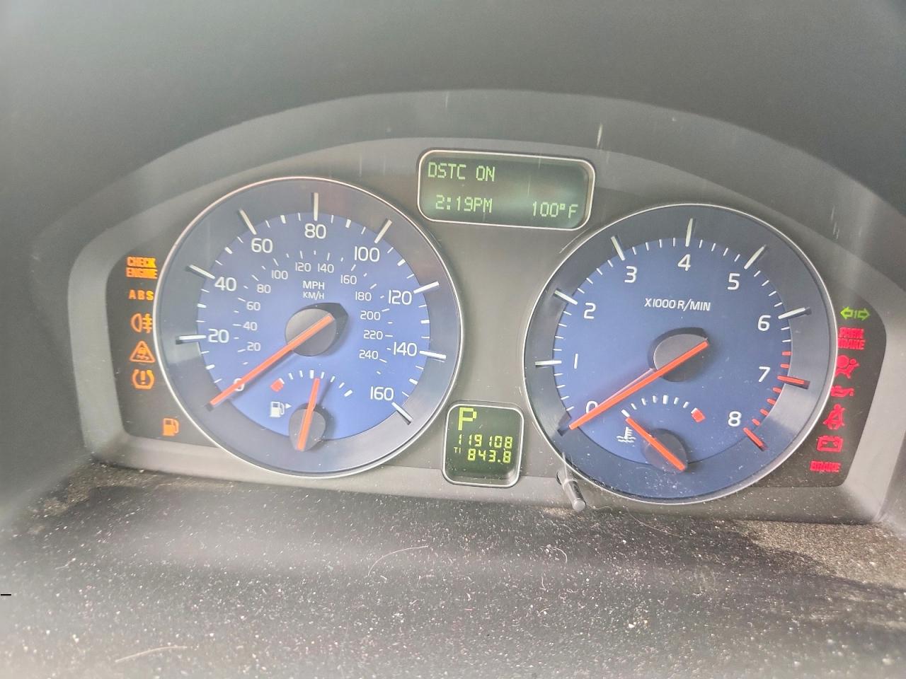 2010 VOLVO S40