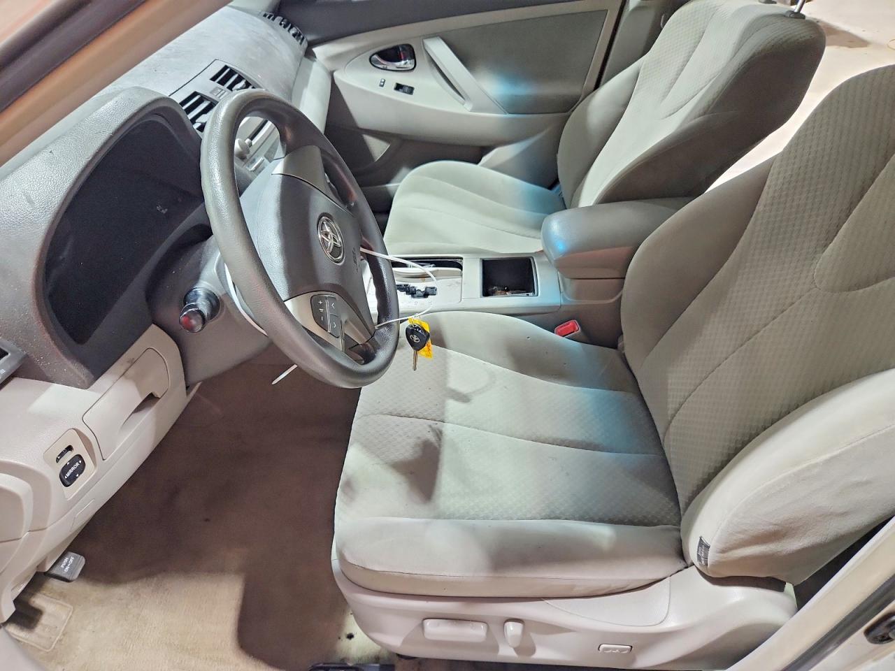 2009 TOYOTA CAMRY