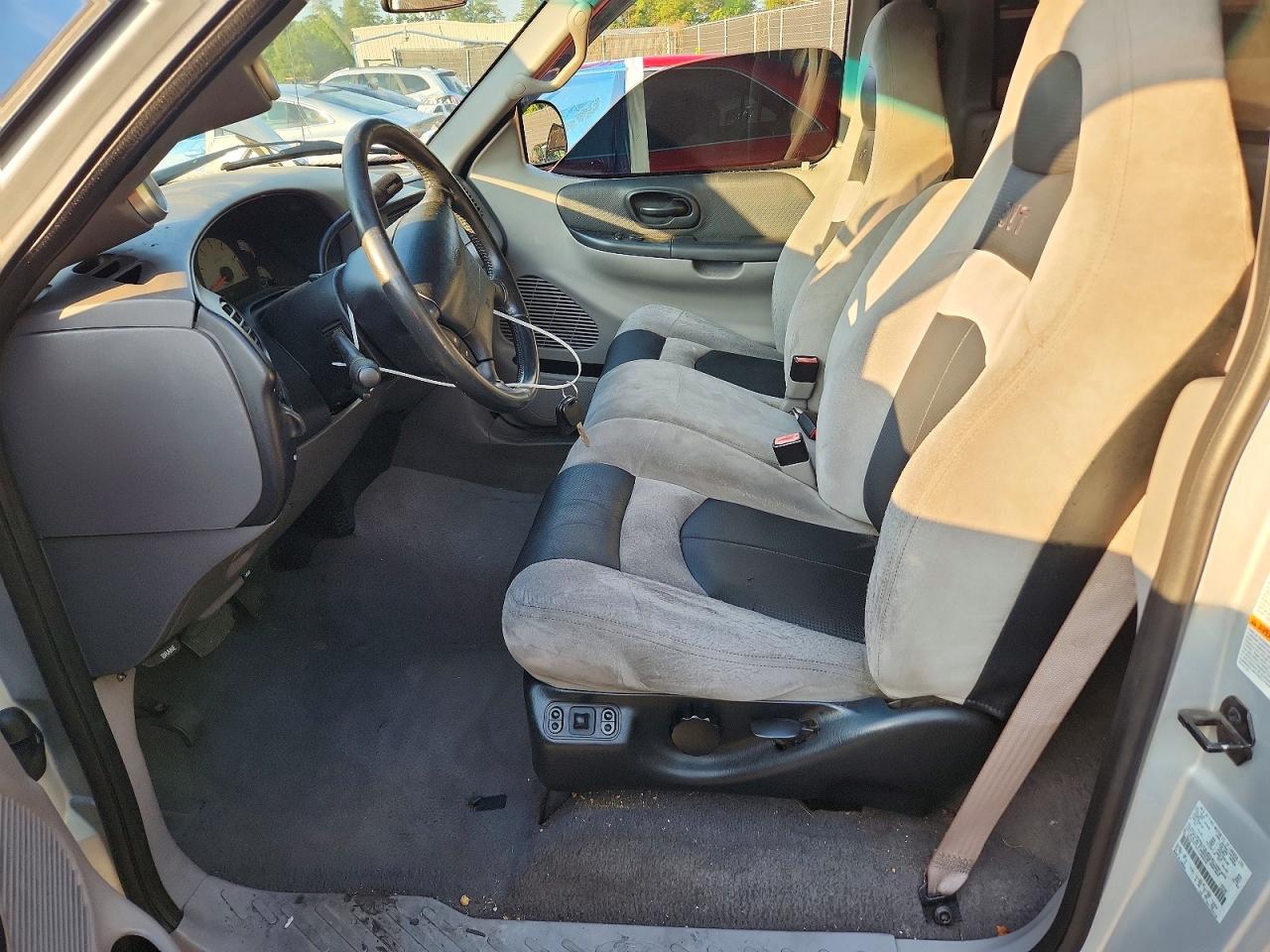 2001 FORD F150