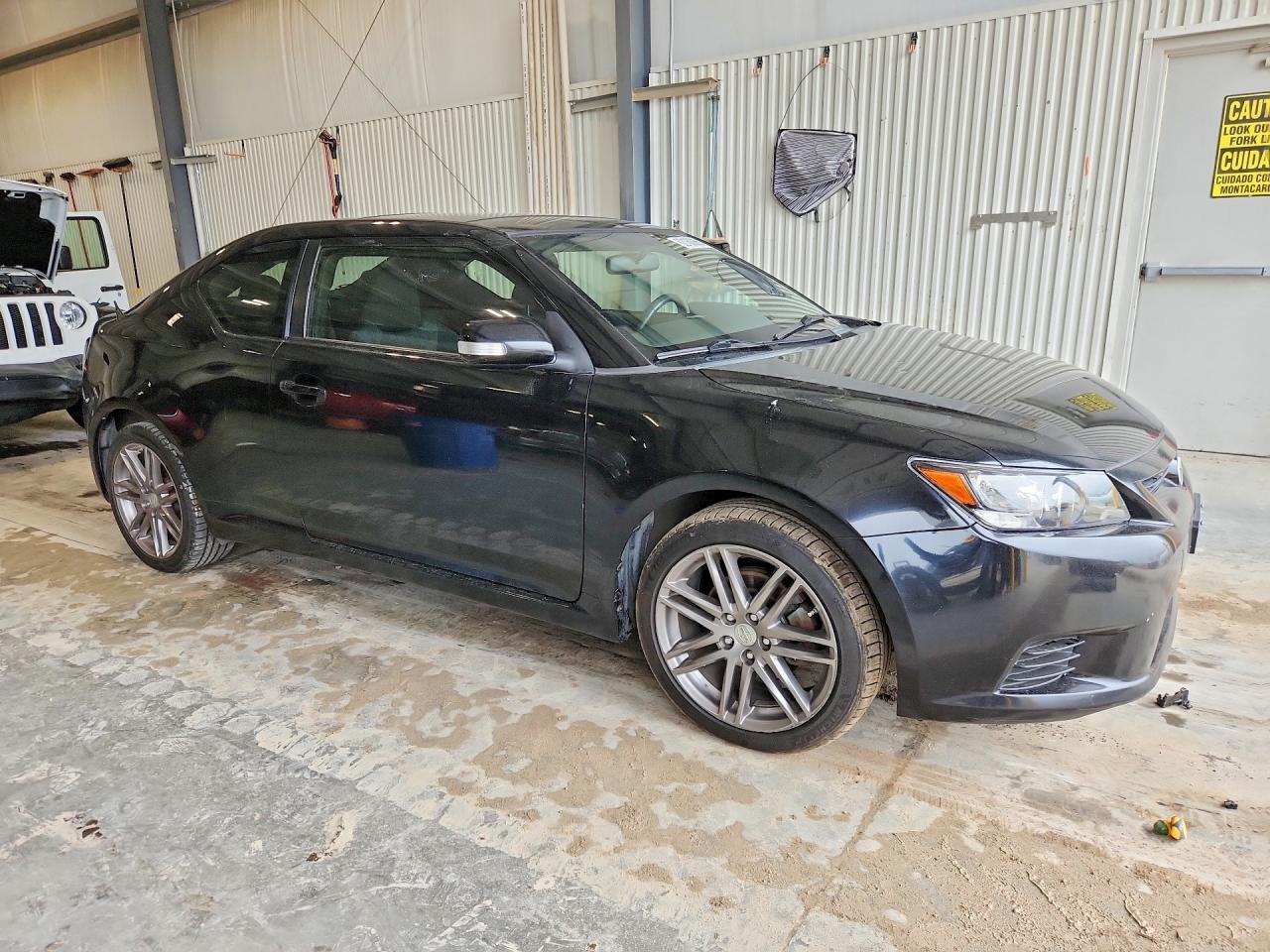 2011 TOYOTA SCION