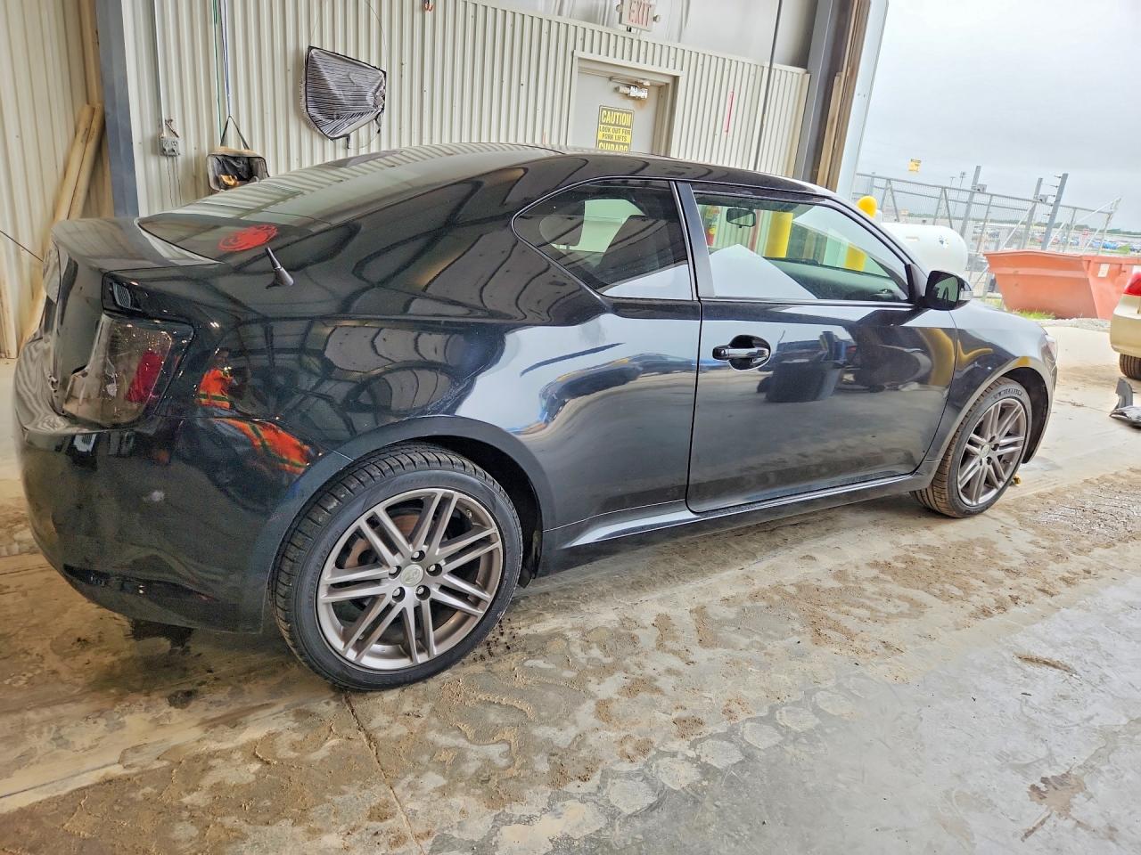 2011 TOYOTA SCION