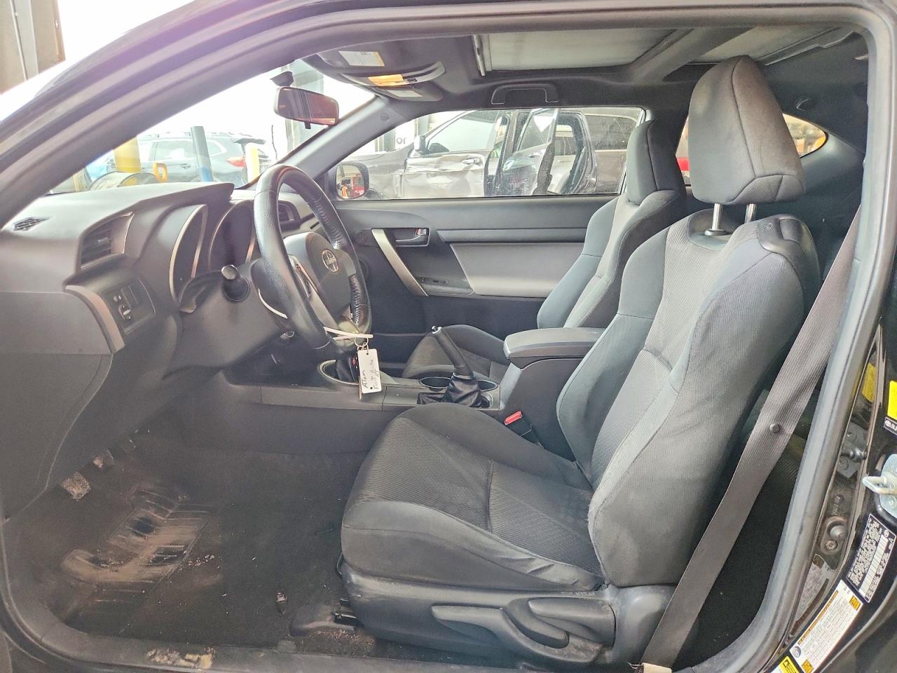 2011 TOYOTA SCION