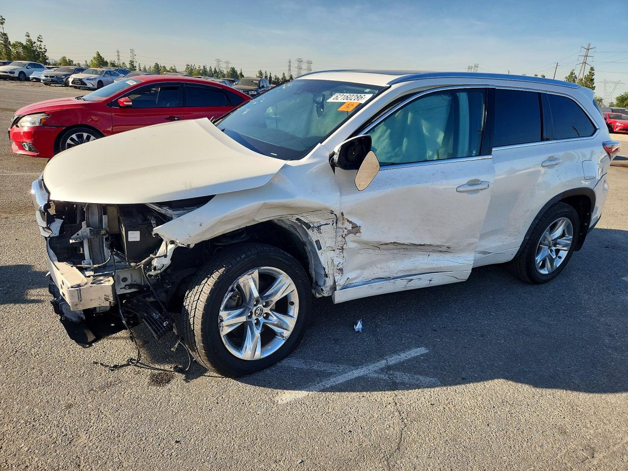2016 TOYOTA HIGHLANDER