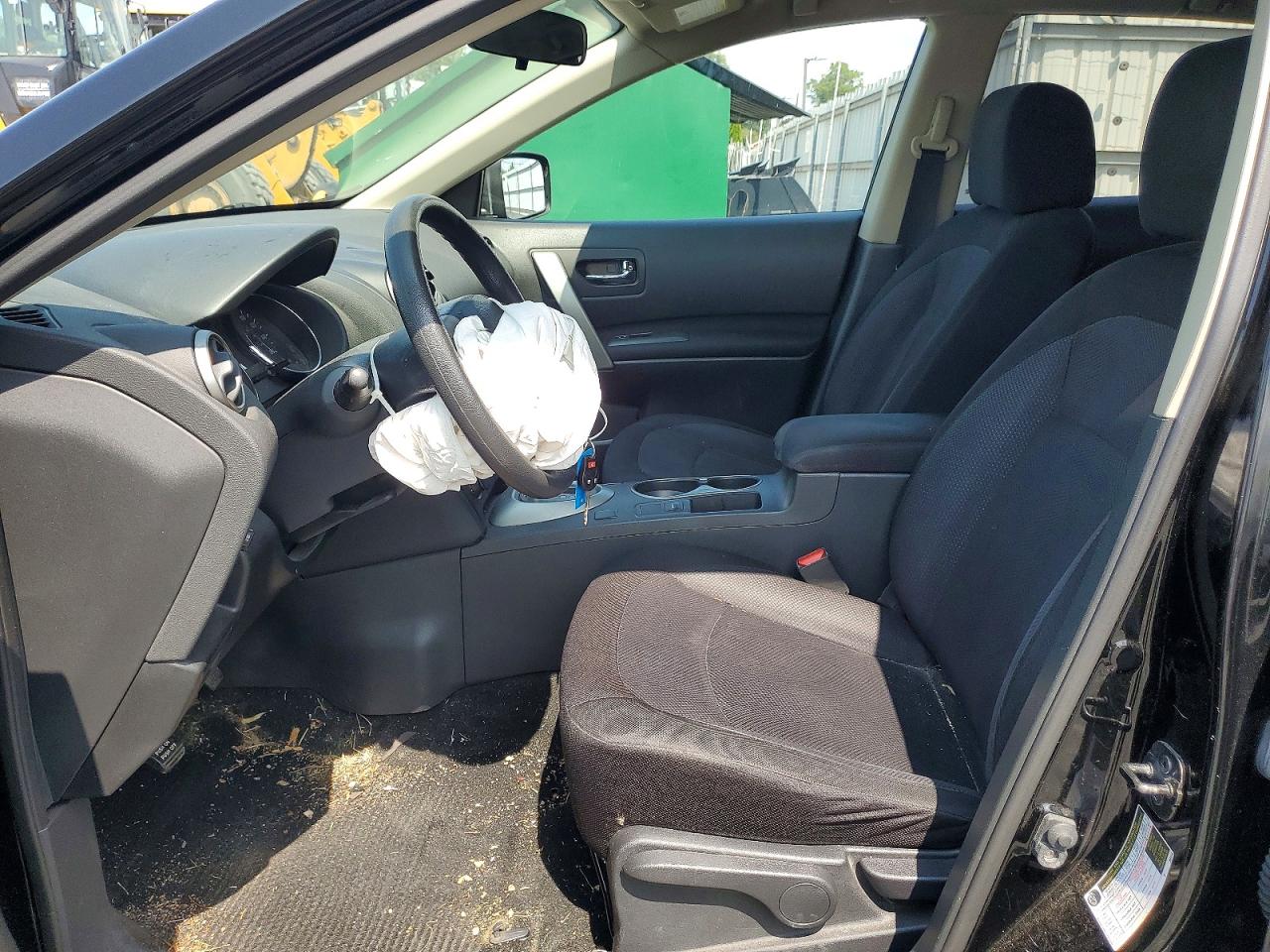 2013 NISSAN ROGUE