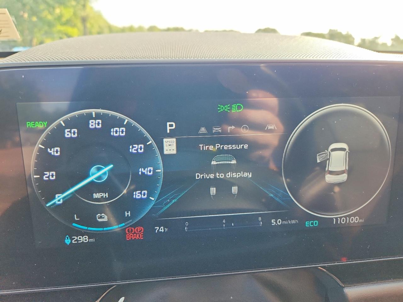 2023 KIA NIRO