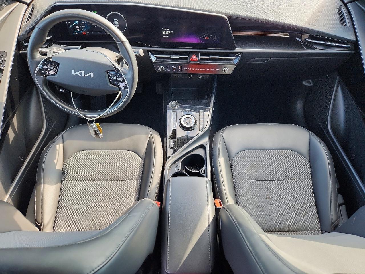 2023 KIA NIRO