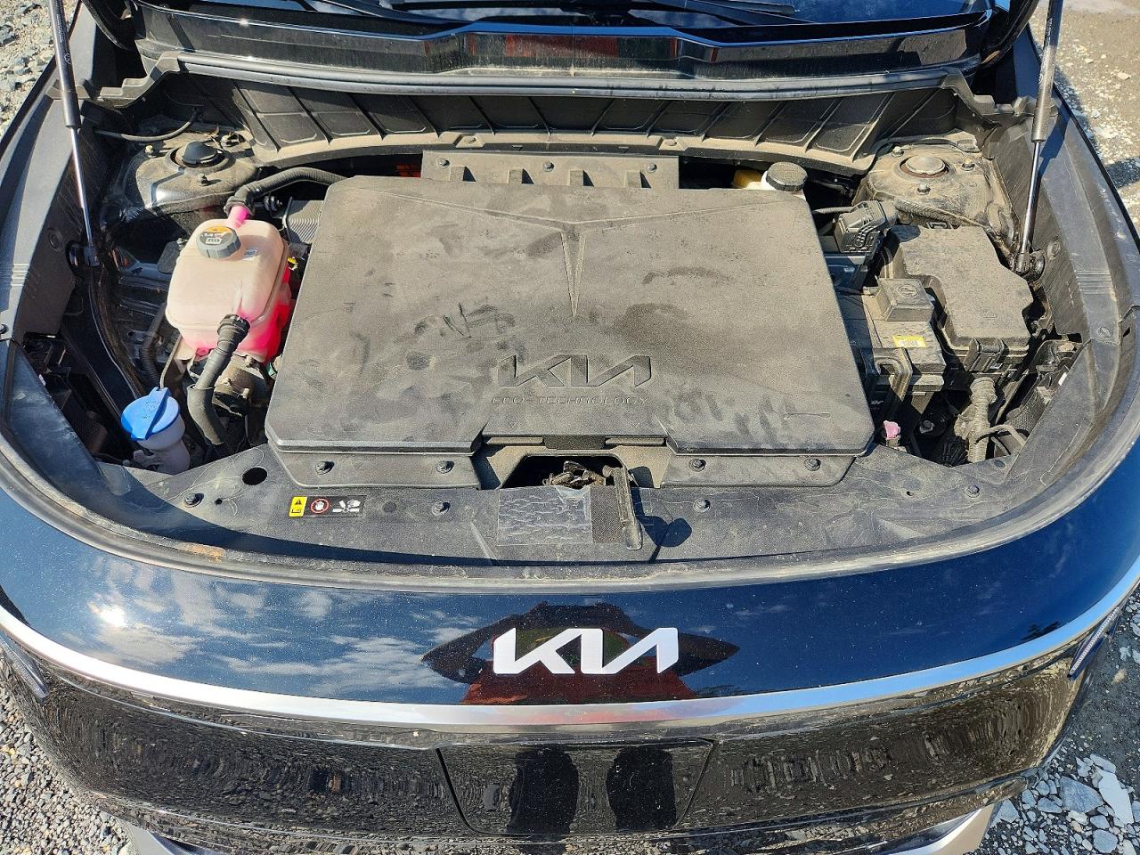 2023 KIA NIRO