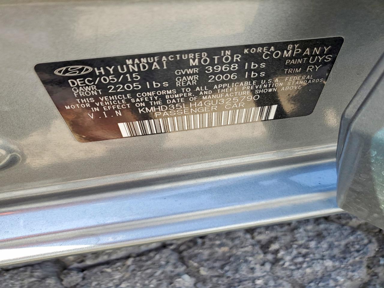 2016 HYUNDAI ELANTRA