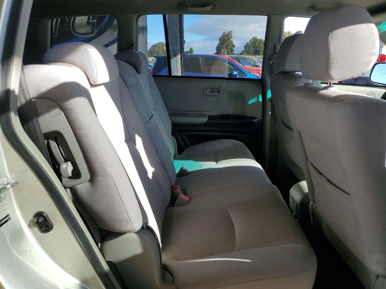 2005 TOYOTA HIGHLANDER