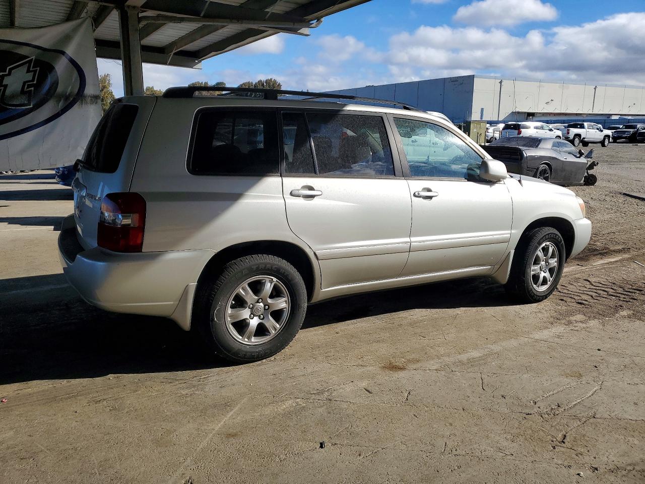 2005 TOYOTA HIGHLANDER