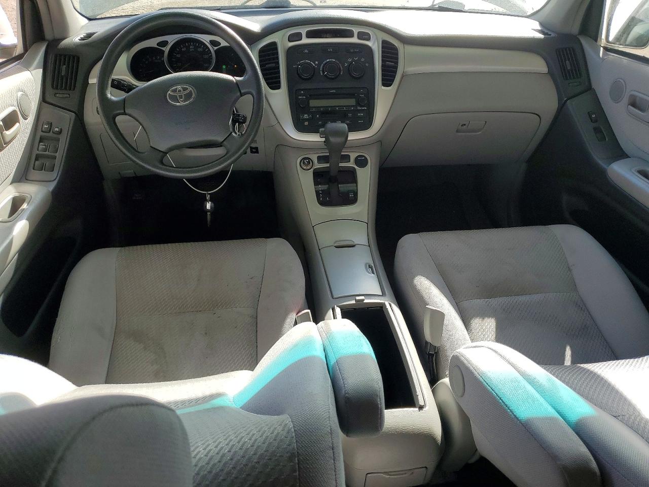 2005 TOYOTA HIGHLANDER