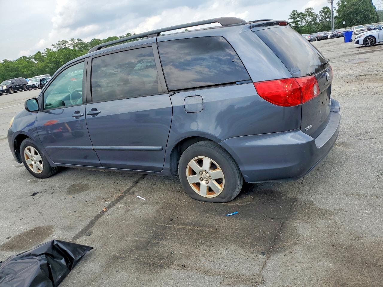 2006 TOYOTA SIENNA
