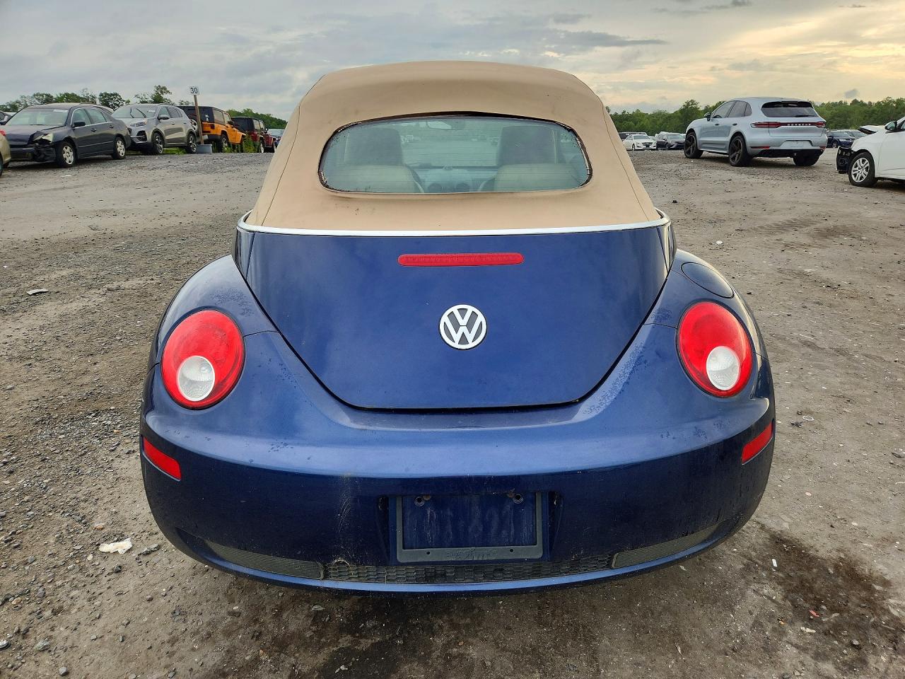 2006 VOLKSWAGEN BEETLE