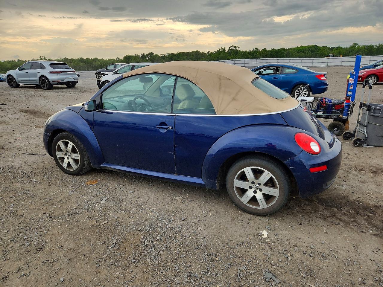 2006 VOLKSWAGEN BEETLE