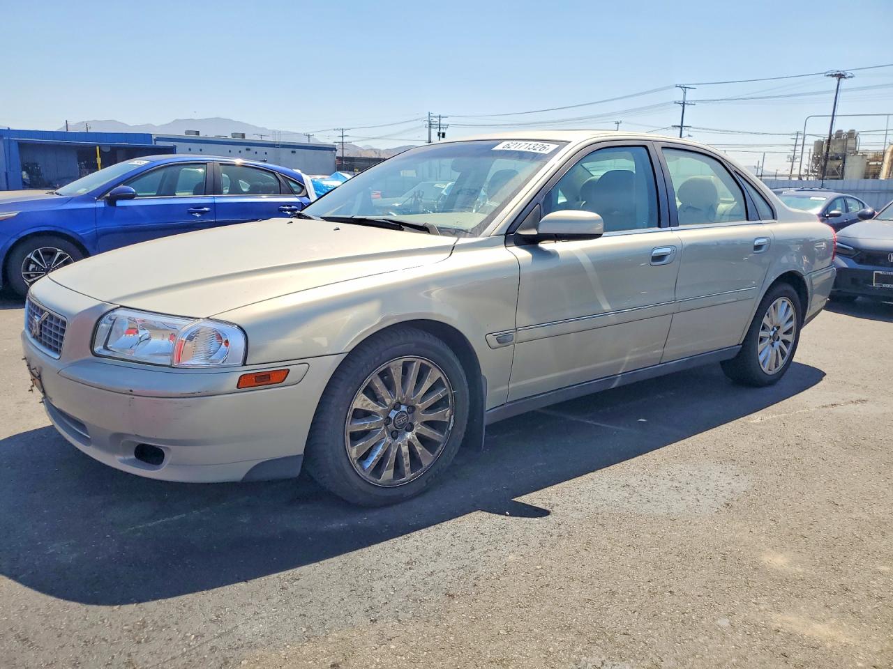 2004 VOLVO S80