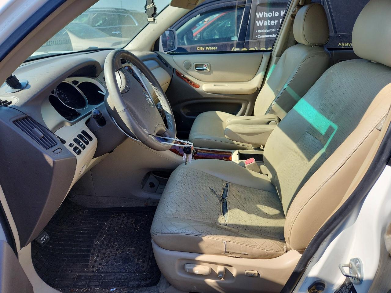 2005 TOYOTA HIGHLANDER