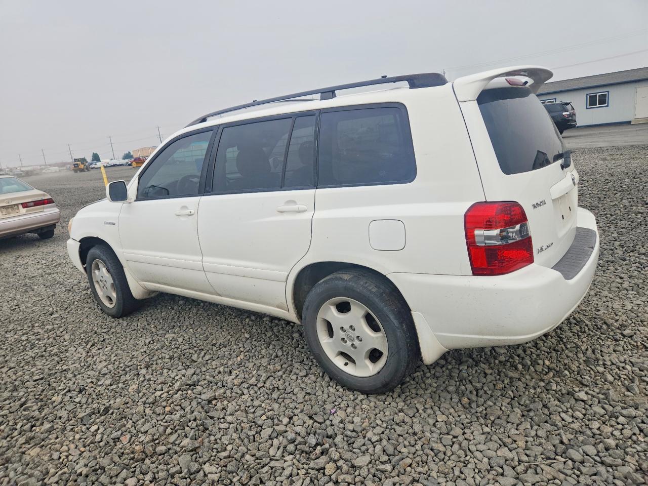 2005 TOYOTA HIGHLANDER