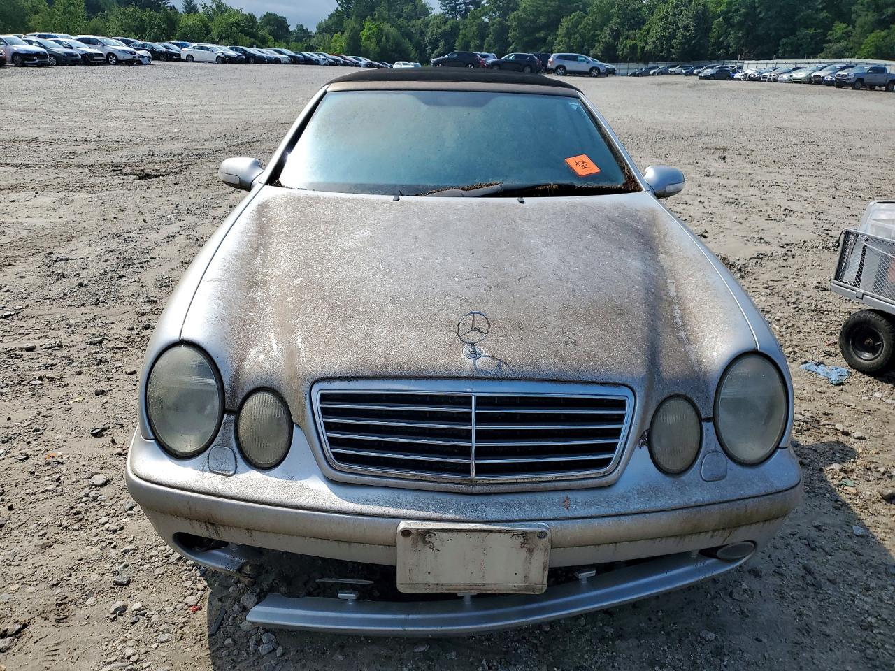2002 MERCEDES-BENZ CLK-CLASS