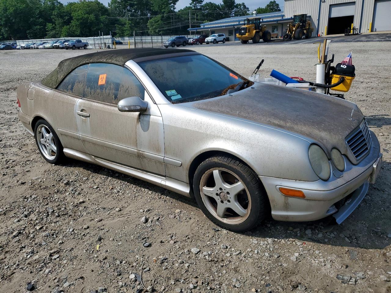 2002 MERCEDES-BENZ CLK-CLASS