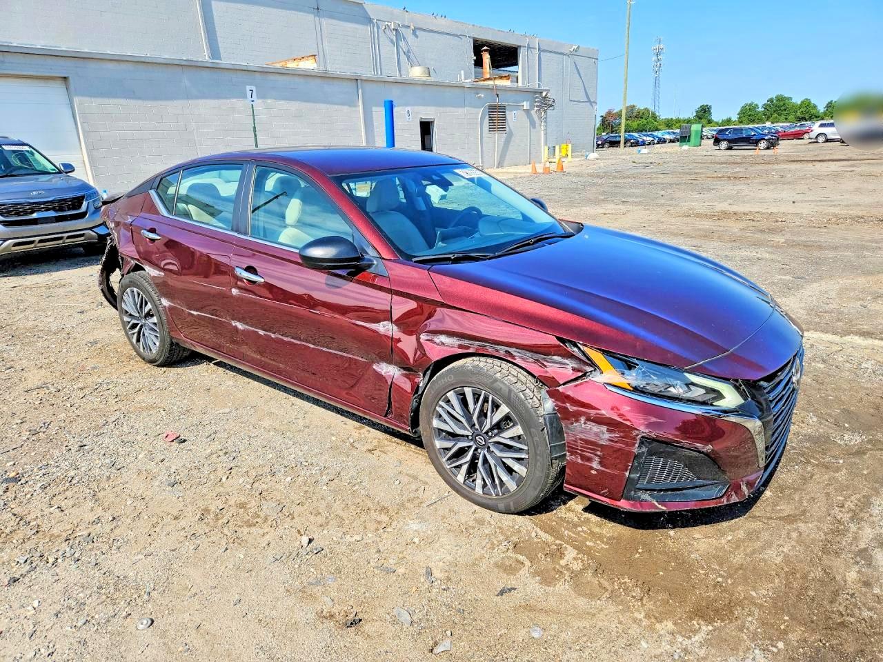 2025 NISSAN ALTIMA