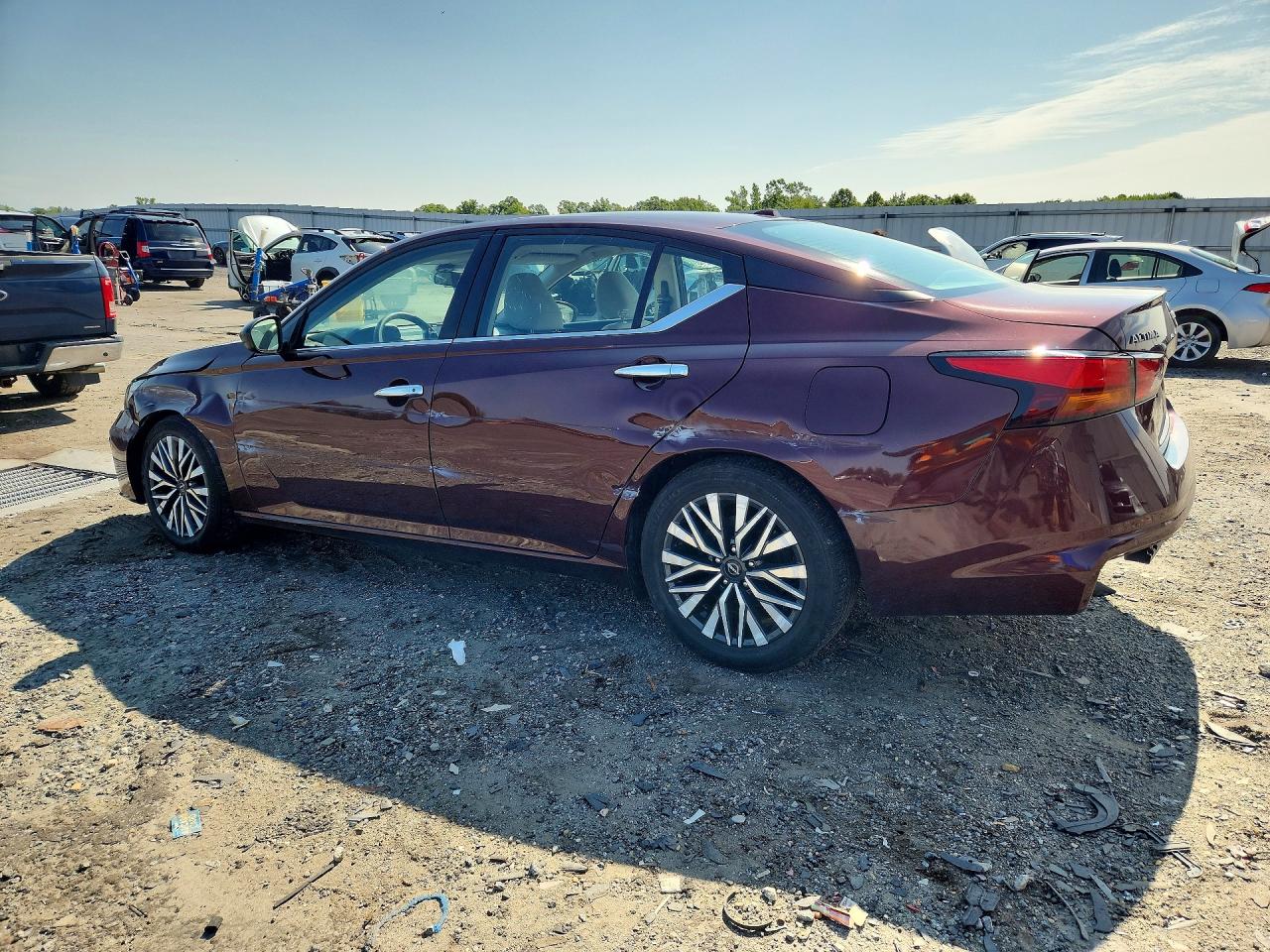 2025 NISSAN ALTIMA