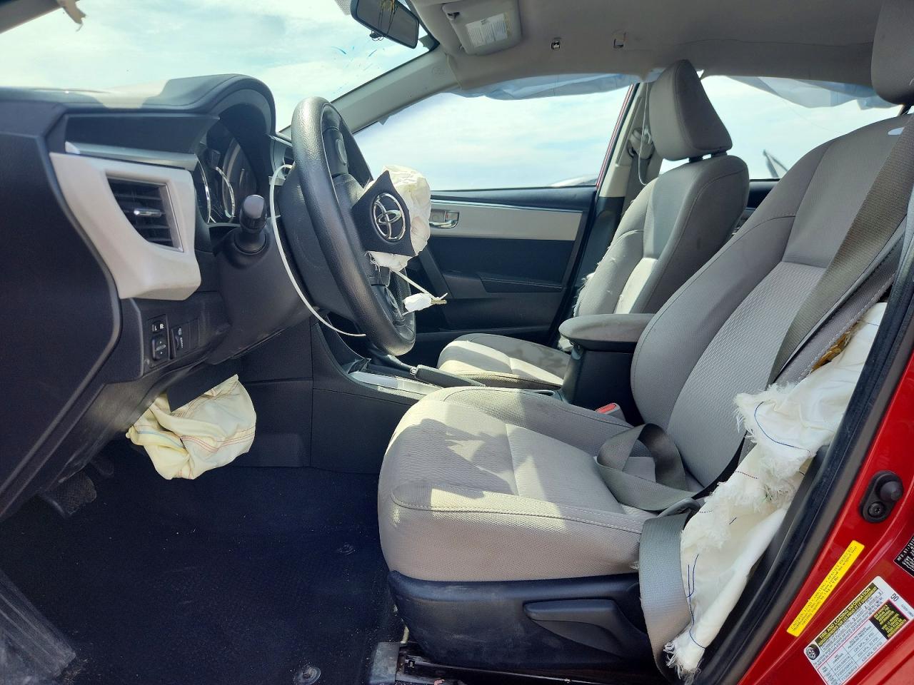 2015 TOYOTA COROLLA