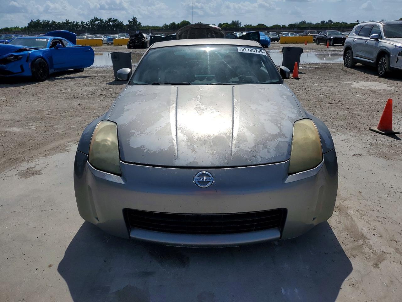 2003 NISSAN 350Z