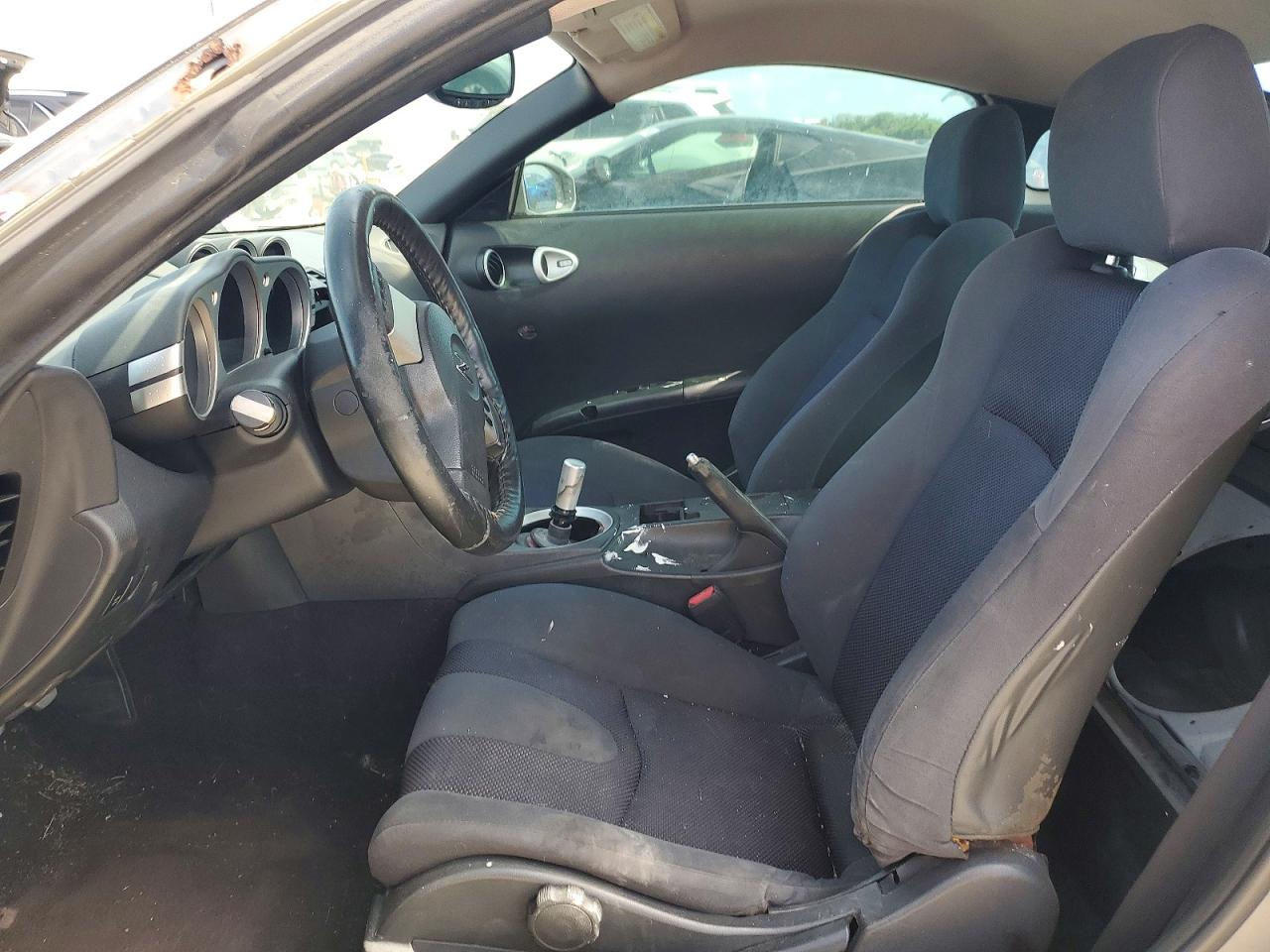 2003 NISSAN 350Z
