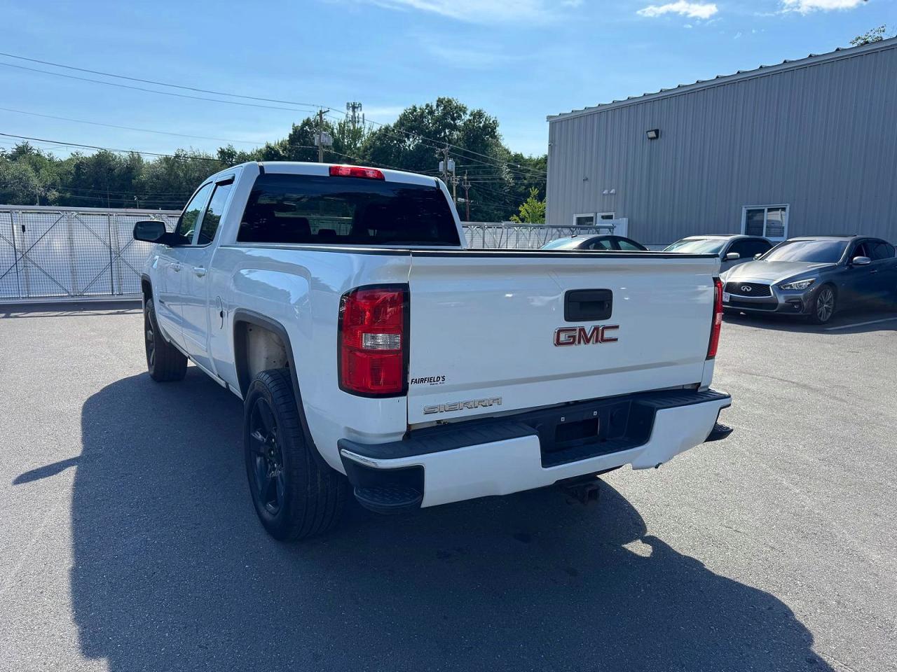2017 GMC SIERRA
