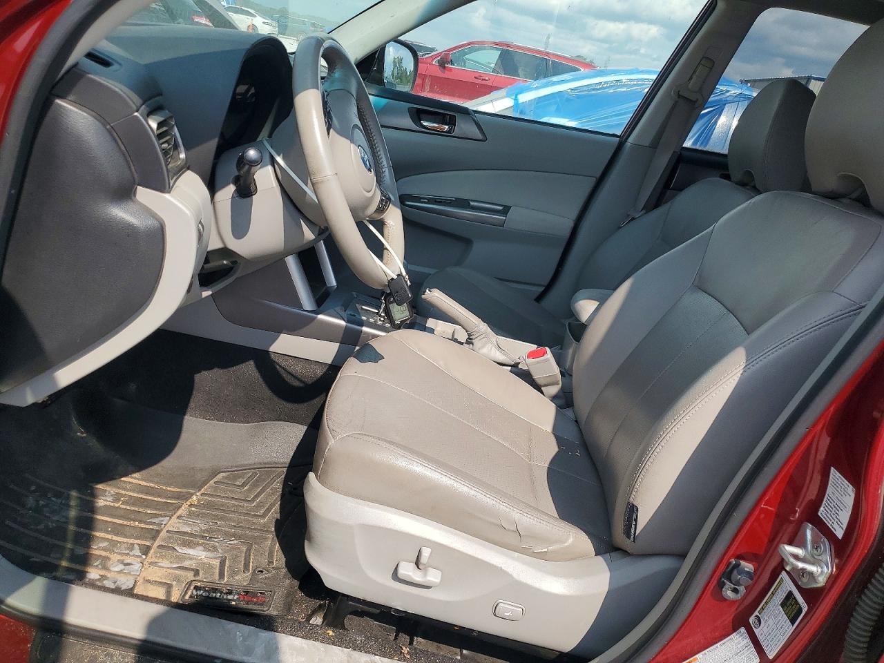 2011 SUBARU FORESTER