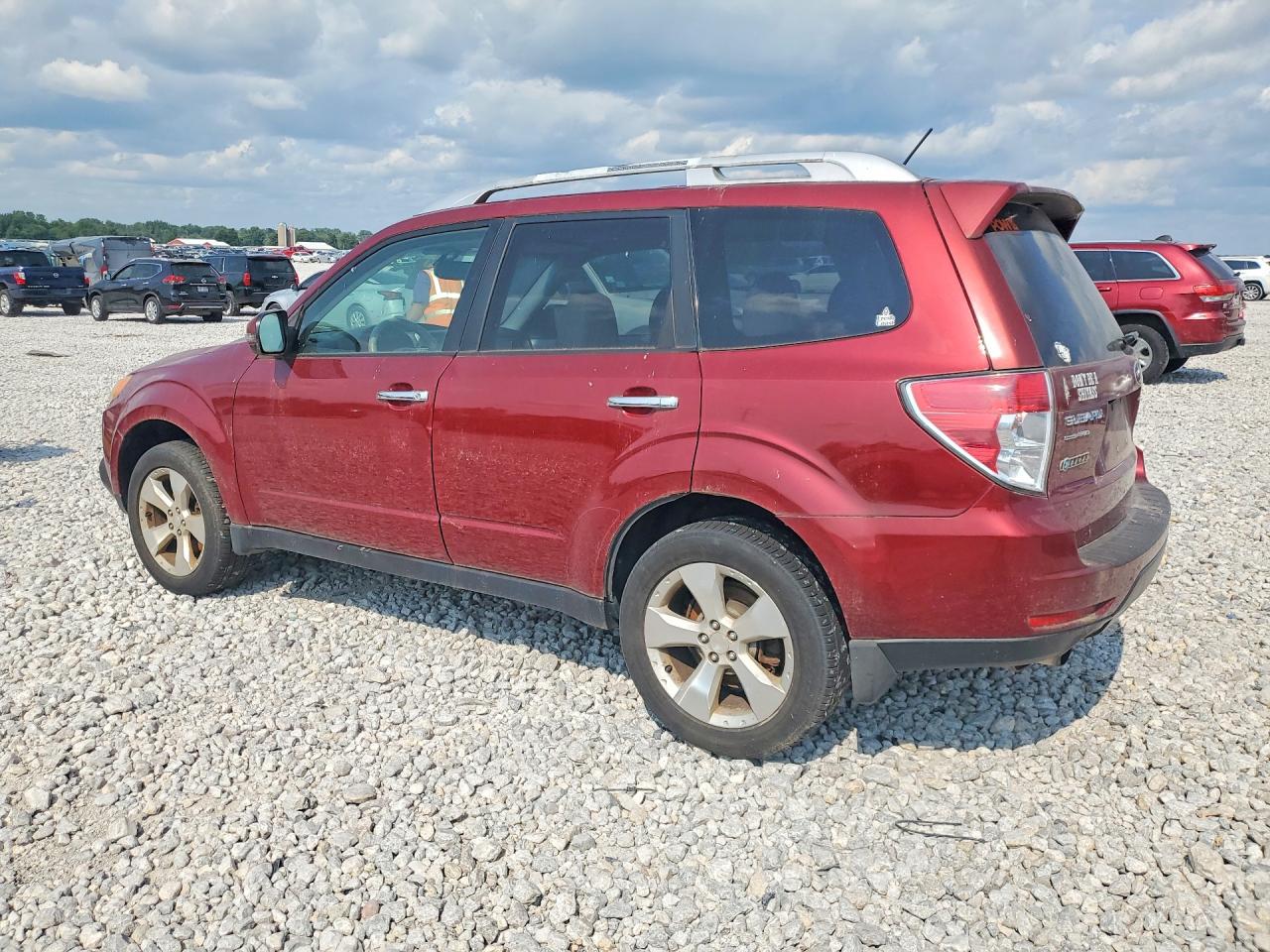 2011 SUBARU FORESTER