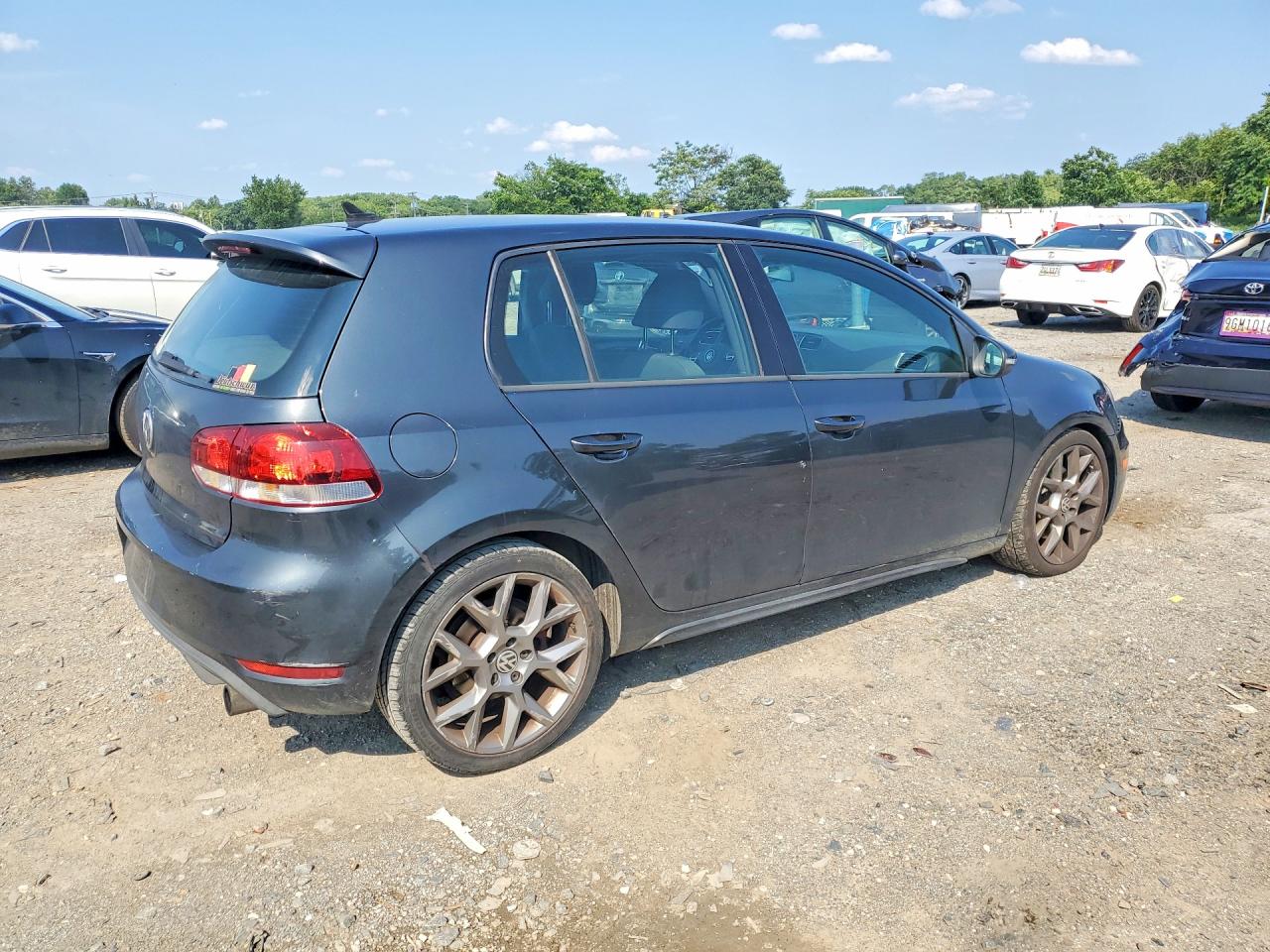 2014 VOLKSWAGEN GTI