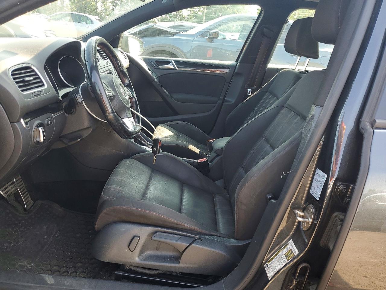 2014 VOLKSWAGEN GTI