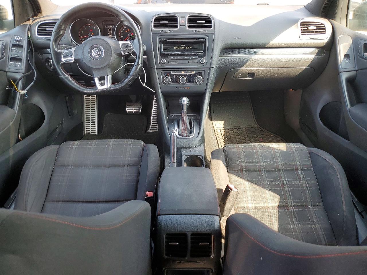 2014 VOLKSWAGEN GTI