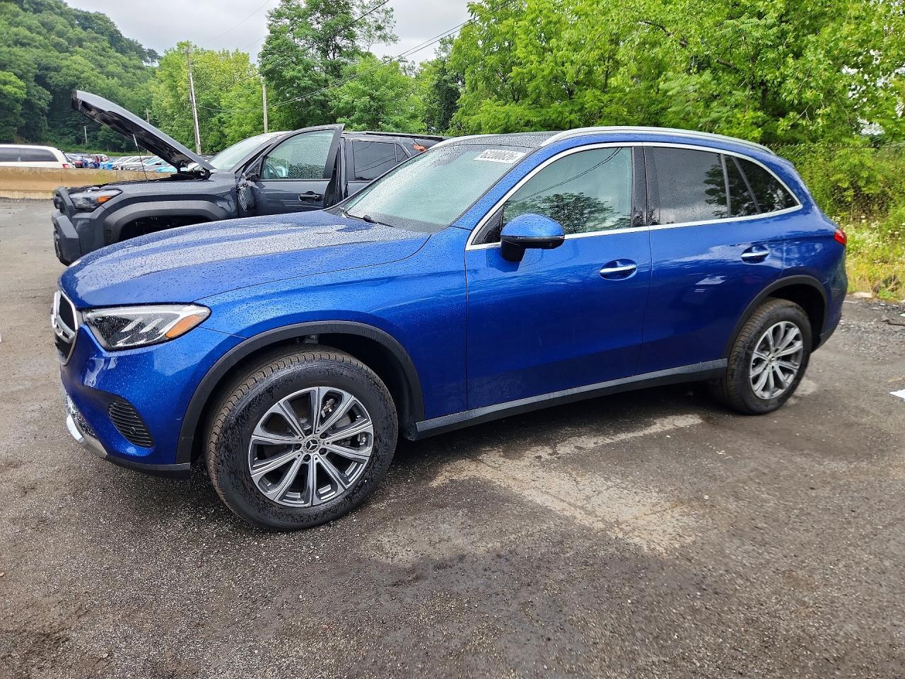 2025 MERCEDES-BENZ GLC-CLASS