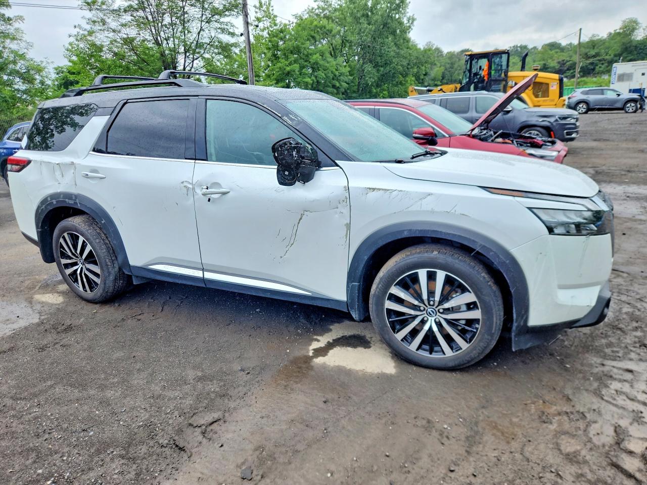 2025 NISSAN PATHFINDER