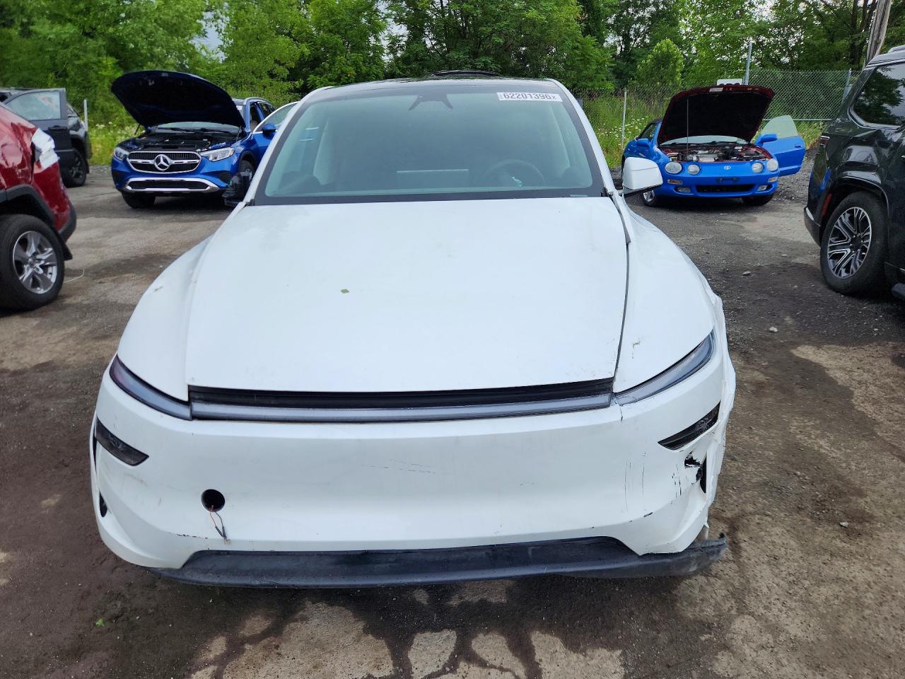2026 TESLA MODEL Y