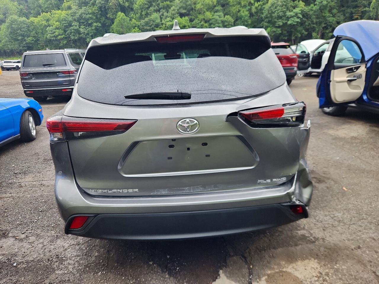 2026 TOYOTA HIGHLANDER