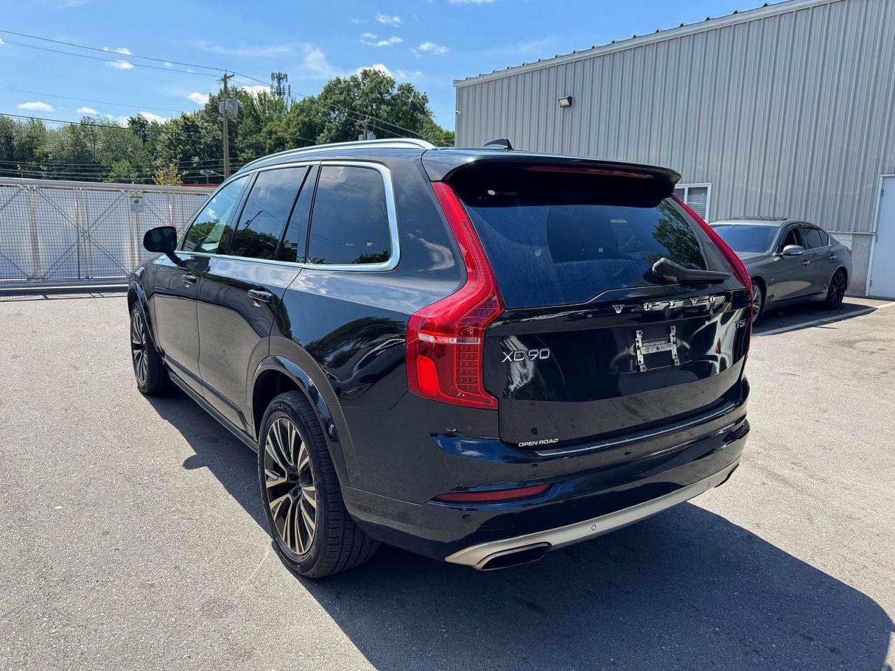 2020 VOLVO XC90