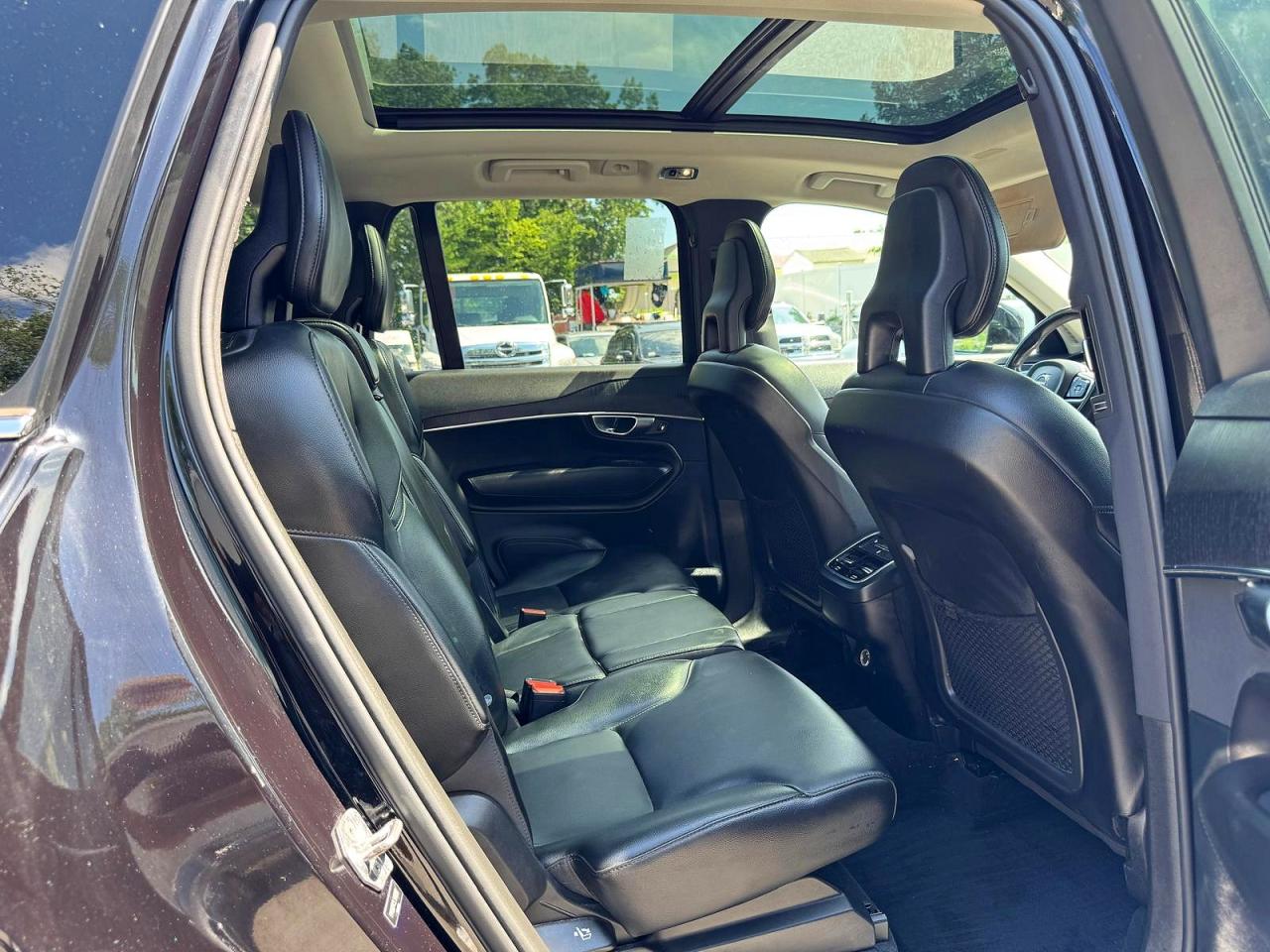 2020 VOLVO XC90