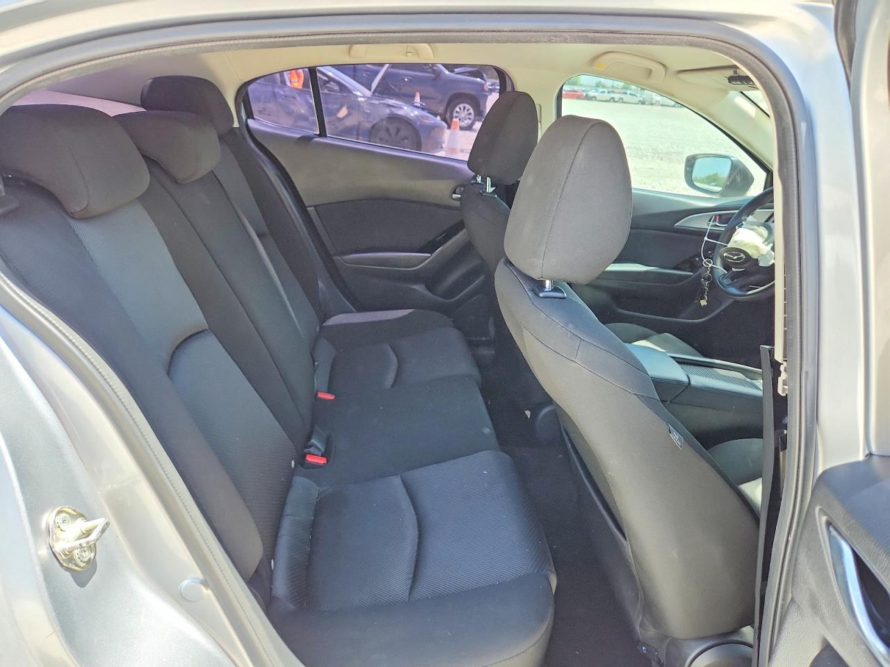 2018 MAZDA 3