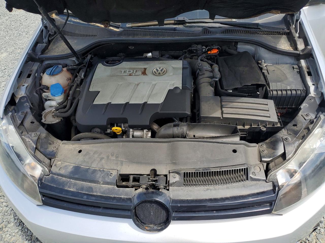 2014 VOLKSWAGEN GOLF