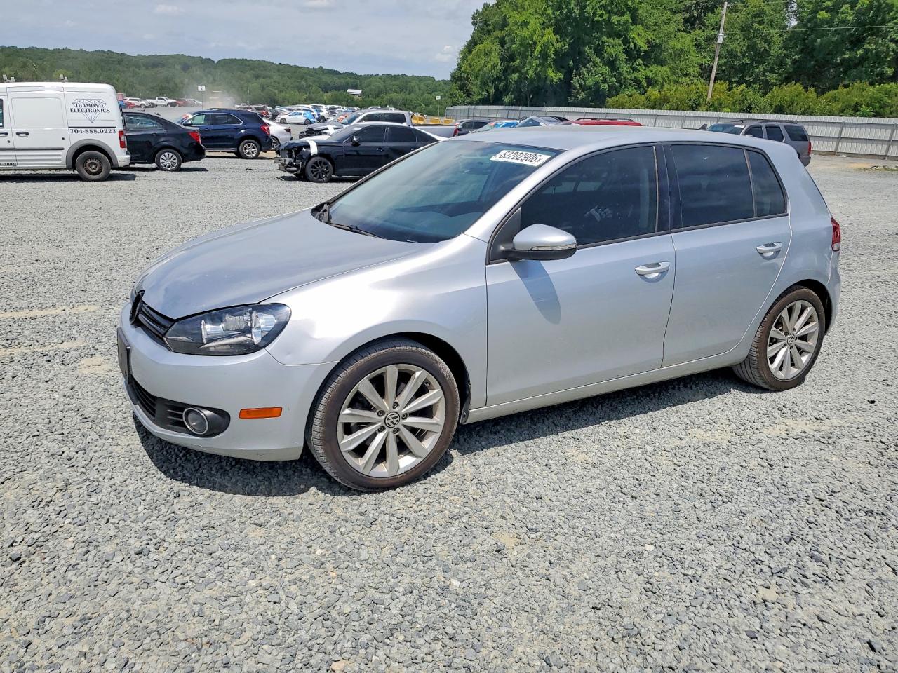 2014 VOLKSWAGEN GOLF