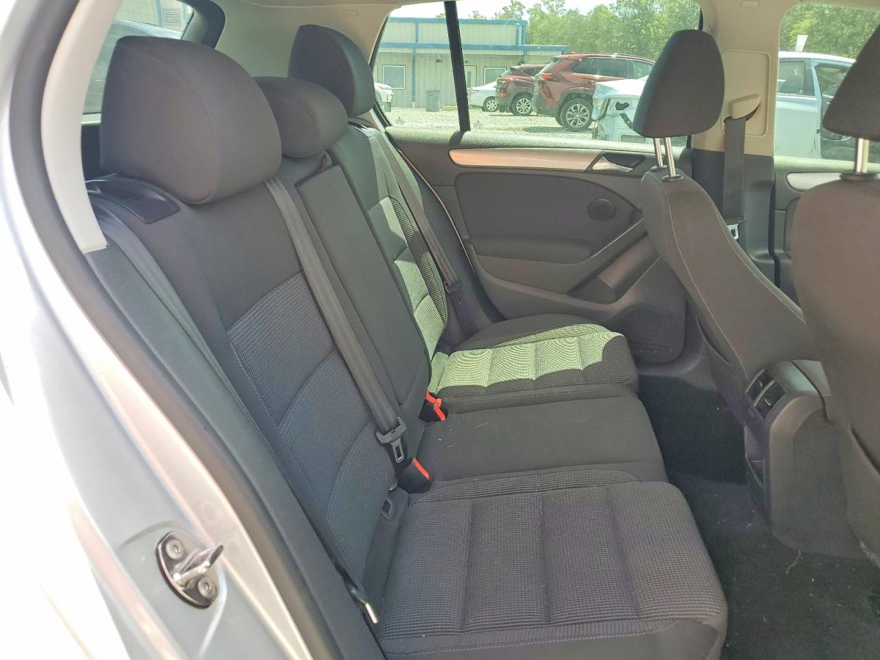 2014 VOLKSWAGEN GOLF