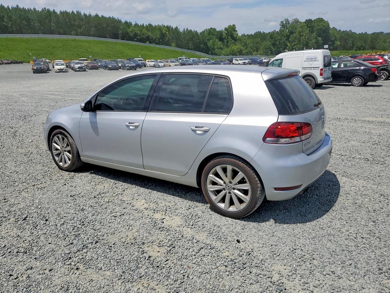 2014 VOLKSWAGEN GOLF